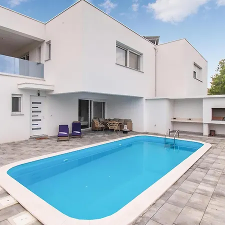 Holiday home Vlahov Iii *