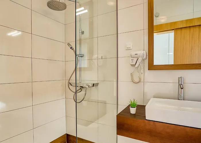 Vlahov Iii בית נופש שיבניק